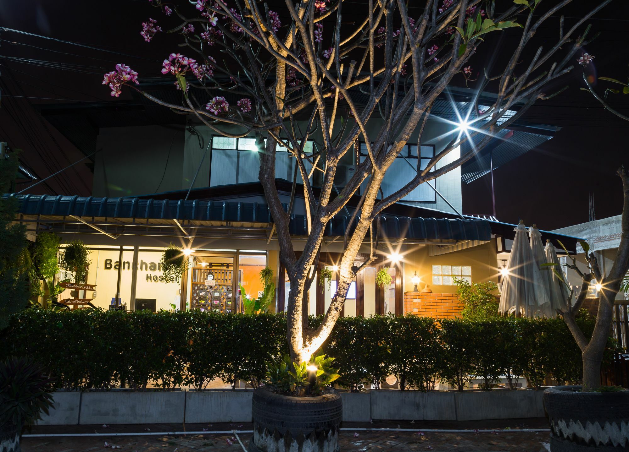 Banchan Hostel Аюттхая Экстерьер фото