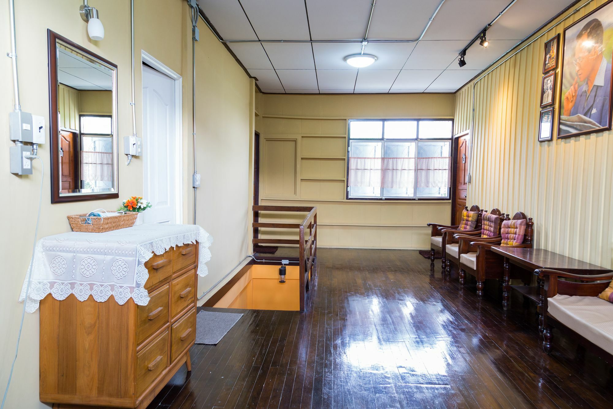 Banchan Hostel Аюттхая Экстерьер фото